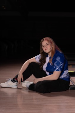 Between throws, jersey untucked. This is the one she uses as her profile picture.