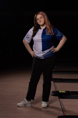 Southeast Michigan senior portrait of Peyton, high school Class of 2027
